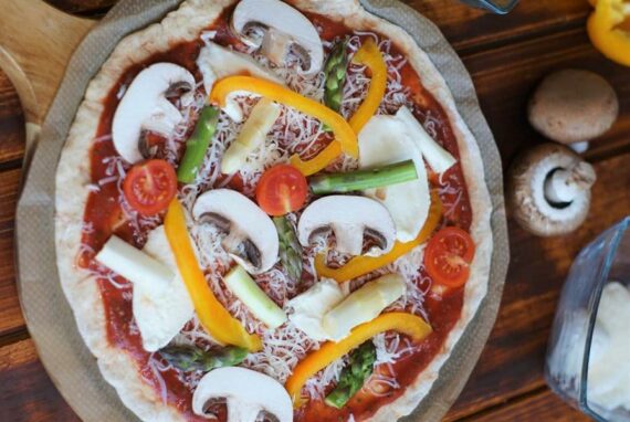 Dinkel-Gemüsepizza – gesund genießen!